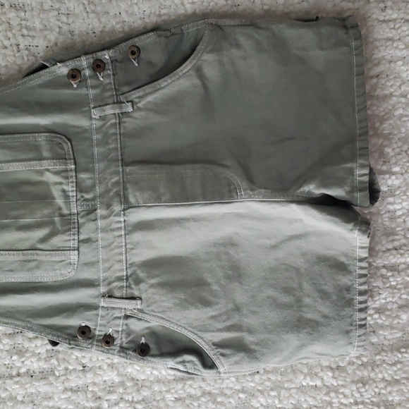 Cotton on green overall shorts jumper size 8 - Picture 2 of 9